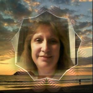Meet your Posher, Carolyn